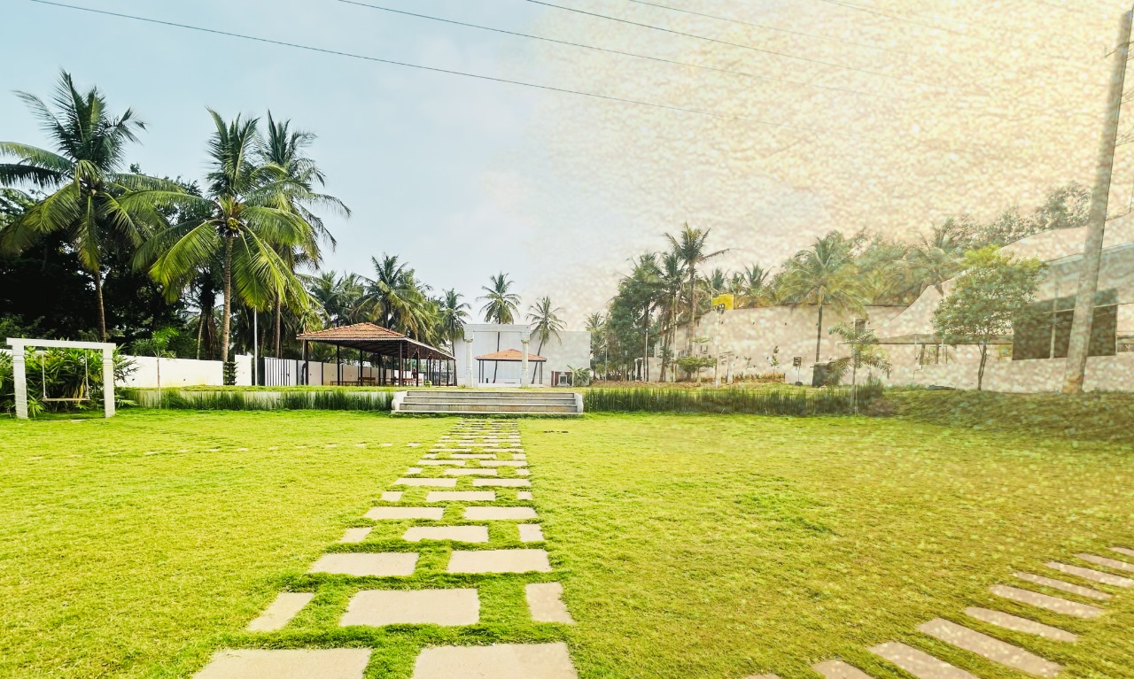 Hong Sau Resorts Thavarekere